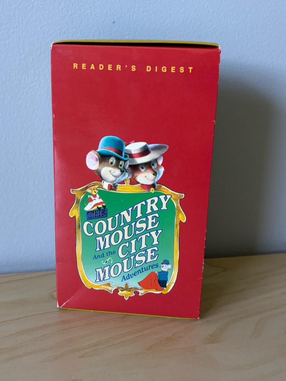 Reader's Digest Country Mouse and the City Mouse Adventures - Collector Box